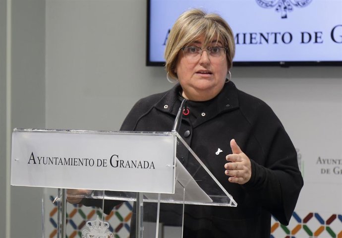 Archivo - La concejal de Presidencia de Granada, Ana Muñoz, en imagen de archivo