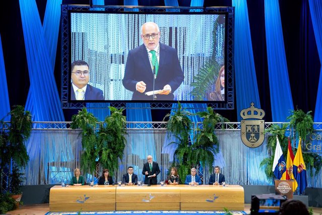 El presidente del Cabildo de Gran Canaria, Antonio Morales, ha puesto de relieve el papel que está desempeñando el gobierno insular como defensor y salvaguarda del fuero grancanario y como impulsor de la reactivación económica de la Isla