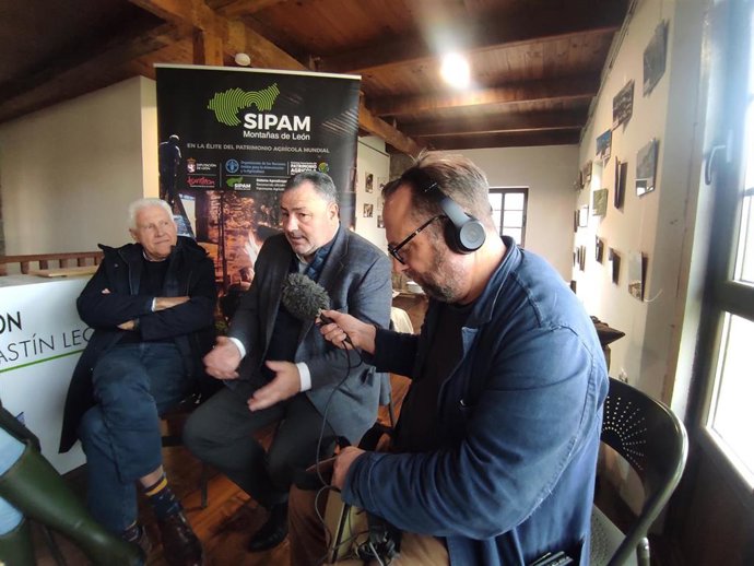 El presidente de la Diputación, Eduardo Morán, participa en un programa de la BBC