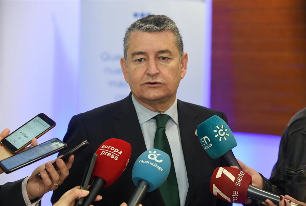 El consejero de la Presidencia, Interior, Diálogo Social y Simplificación Administrativa, Antonio Sanz