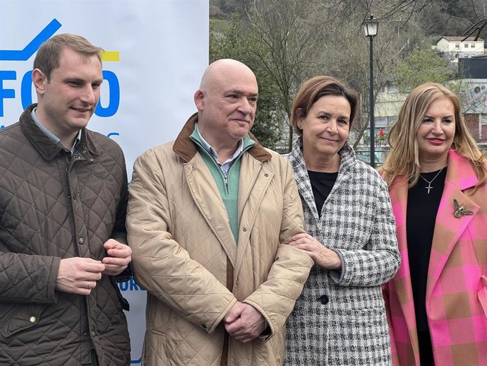 Adrián Pumares y Carmen Moriyón respaldan a Javier Amandi como cabeza de lista de Foro al Ayuntamiento de Langreo