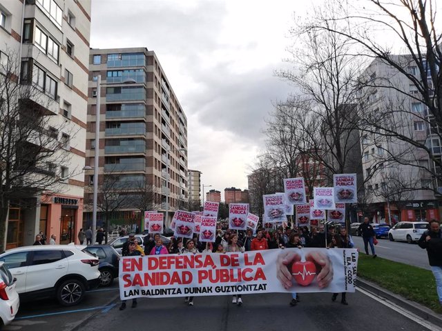 Manifestación en Pamplona en defensa de la sanidad pública.