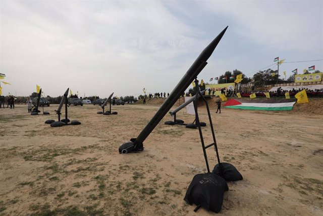 Archivo - Cohetes de las milicias palestinas en  Jan Yunes, en la Franja de Gaza
