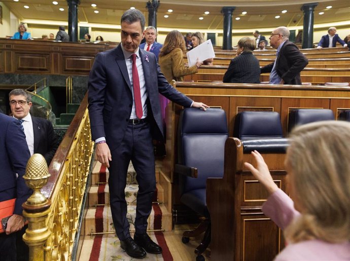 El presidente del Gobierno, Pedro Sánchez, a su llegada a una sesión de control al Gobierno, en el Congreso de los Diputados, a 8 de marzo de 2023, en Madrid (España). 