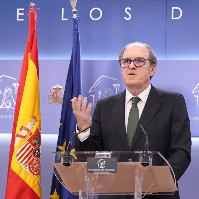 El Defensor del Pueblo, Ángel Gabilondo, ofrece una rueda de prensa tras la entrega del Informe Anual 2022 a la presidenta del Congreso, a 13 de marzo de 2023, en Madrid (España).