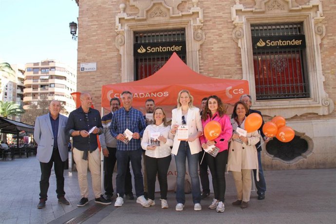 La candidata por Ciudadanos a la Presidencia de la Comunidad Autónoma de la Región de Murcia, María José Ros, en la presentación de las líneas de su propuesta politica
