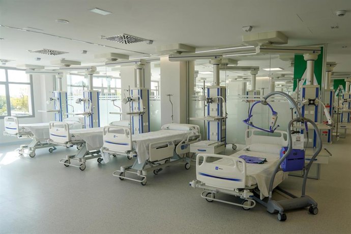 Archivo - Nuevo bloque quirúrgico del antiguo Hospital Militar de Sevilla, archivo