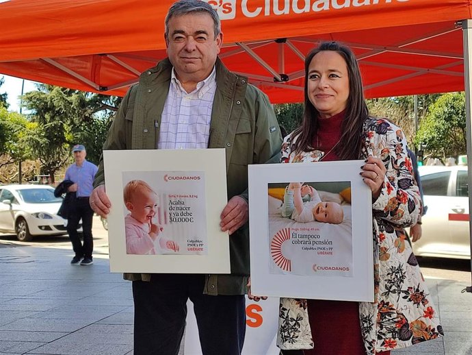 Villarroel insta a los leoneses a "liberarse" de las políticas "fracasadas" del PP y PSOE que "condenan" a sus hijos
