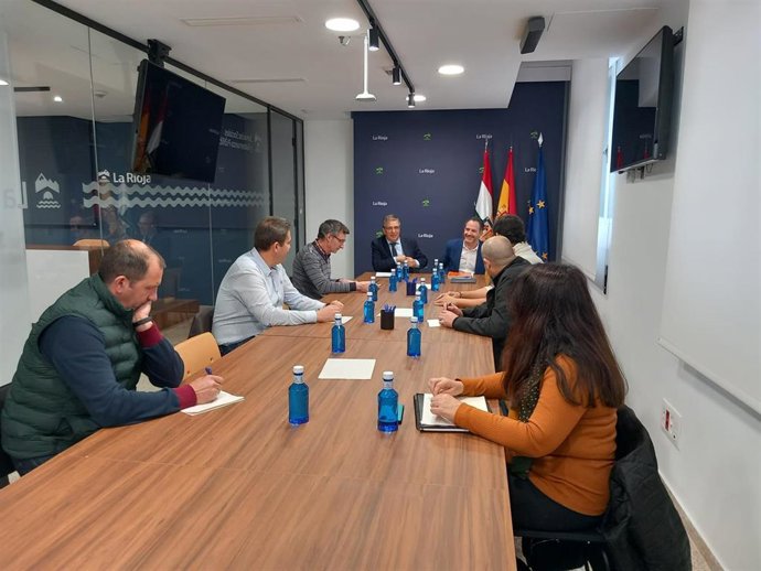 Reunión del Gobierno riojano con los presidentes de las 13 mancomunidades de Servicios Sociales de La Rioja