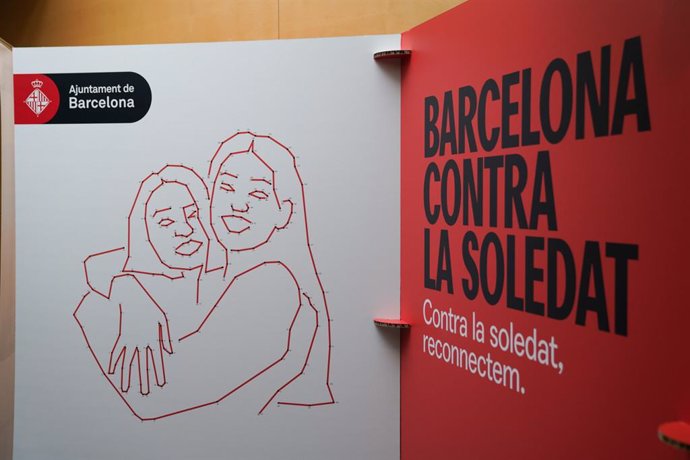 Archivo - Imatge grfica de l'estratgia municipal 'Barcelona contra la soledat' 