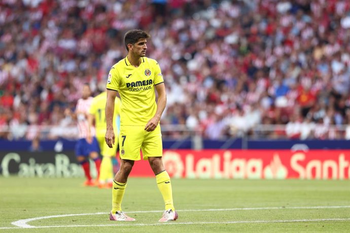 Archivo - Gerard Moreno of Villarreal looks on during the Spanish League, La Liga Santander, football match played between Atletico de Madrid and Villarreal CF at Civitas Metropolitano stadium on August 21, 2022 in Madrid, Spain.