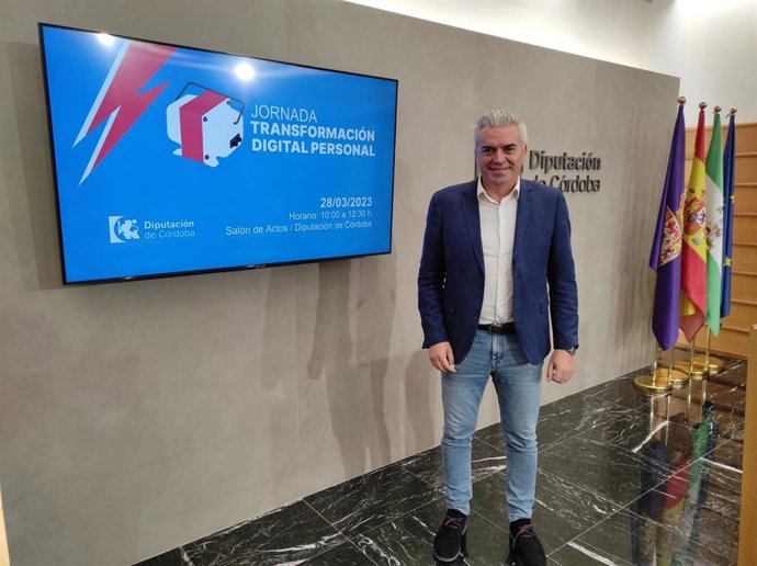 El delegado de Administración Electrónica y presidente de la Empresa Provincial de Informática (Eprinsa) de la Diputación de Córdoba, Víctor Montoro.