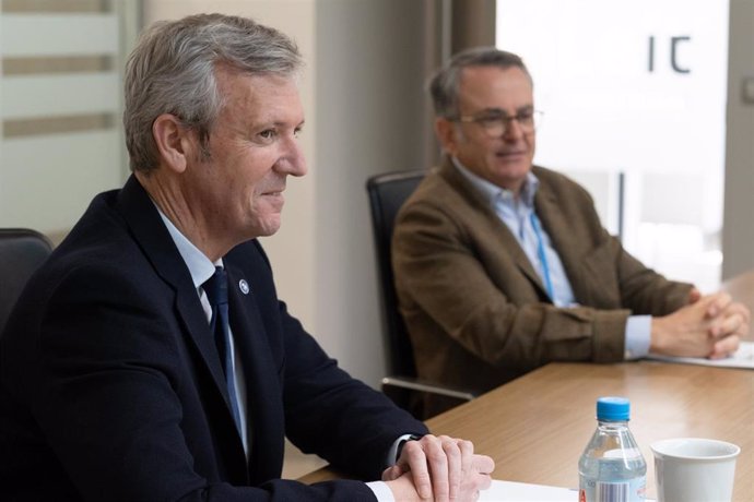 O presidente da Xunta, Alfonso Rueda, visita as instalacións de InLeito.