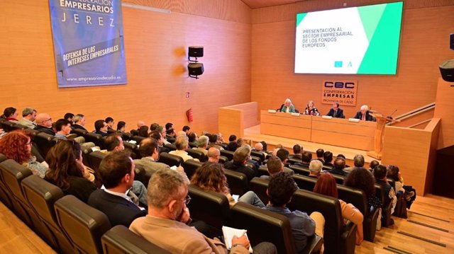 La Junta anuncia una línea de ayudas para compensar la subida de los costes energéticos a empresas