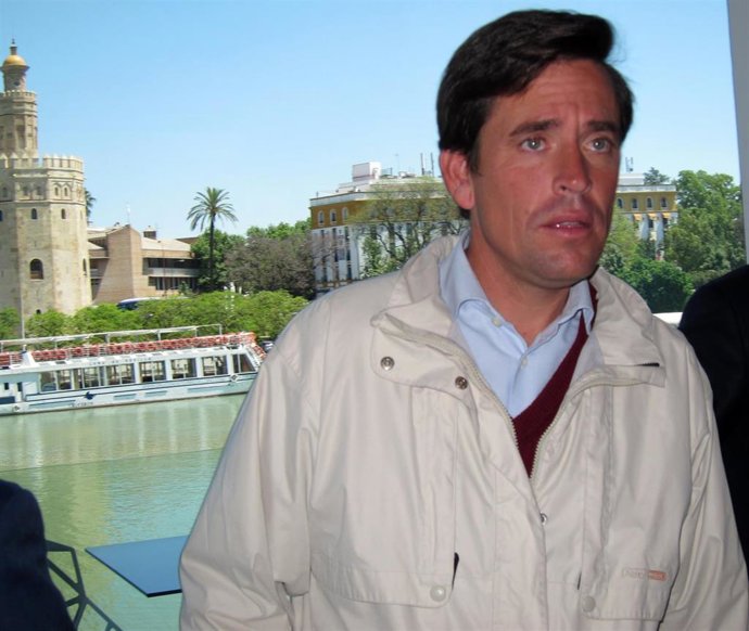 Archivo - El Torero Eduardo Dávila Miura tiene previsto ofrecer una charla de motivación en la apertura del XII Congreso Anual de la Asoaciación de Veterinarios de Équidos de España, AVEE.