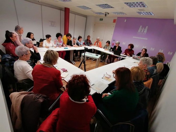 Reunión de la comisión consultiva de Emakunde