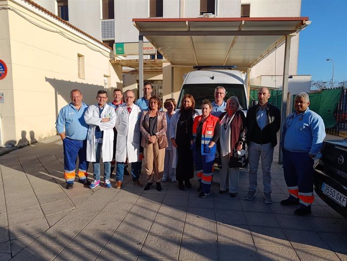 La consejera de Salud y Consumo de la Junta de Andalucía, Catalina García, ha visitado este lunes el centro de salud de Ayamonte (Huelva).
