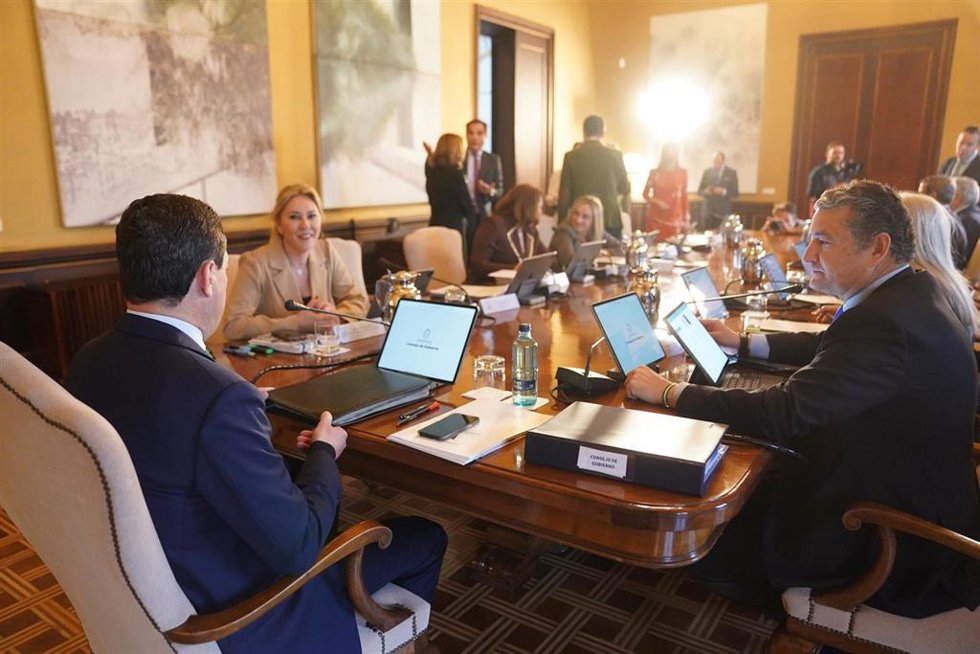 Reunión del Consejo de Gobierno andaluz presidida por Juanma Moreno. (Foto de archivo).
