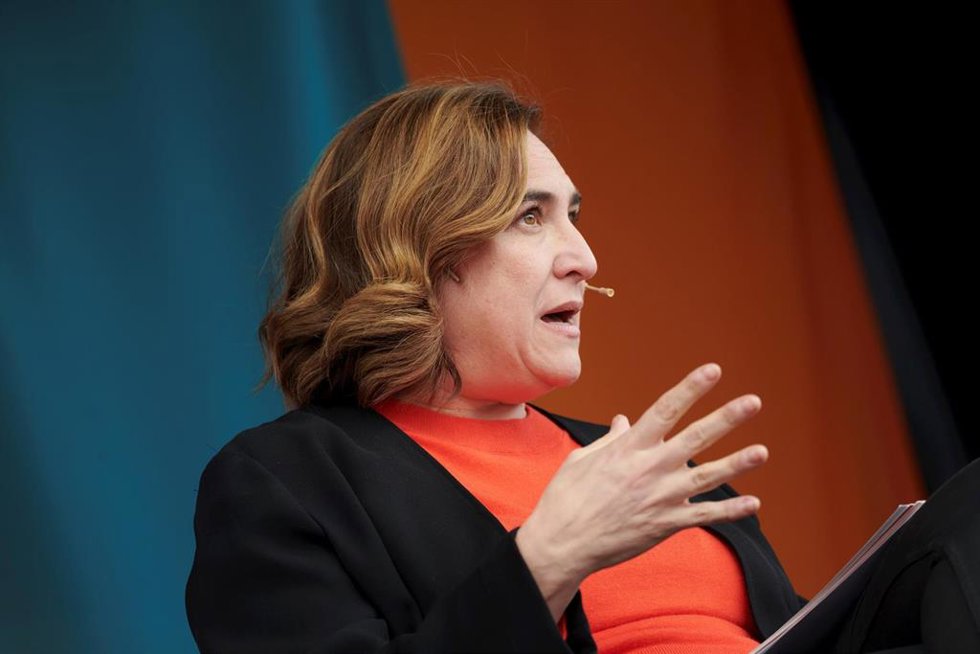 Ada Colau durante un acto abierto para toda la ciudadanía, en Plaa Sóller, a 18 de marzo de 2023, en Barcelona.