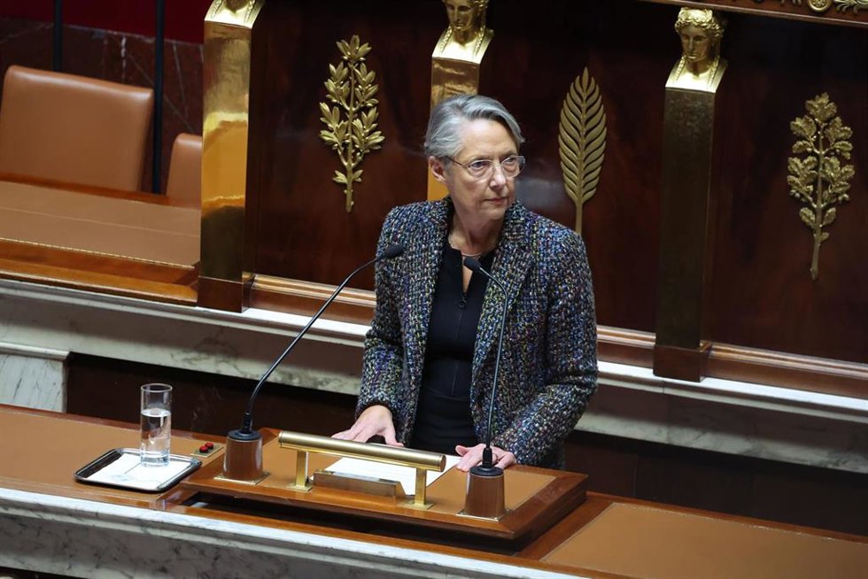 La primera ministra de Francia, Elisabeth Borne