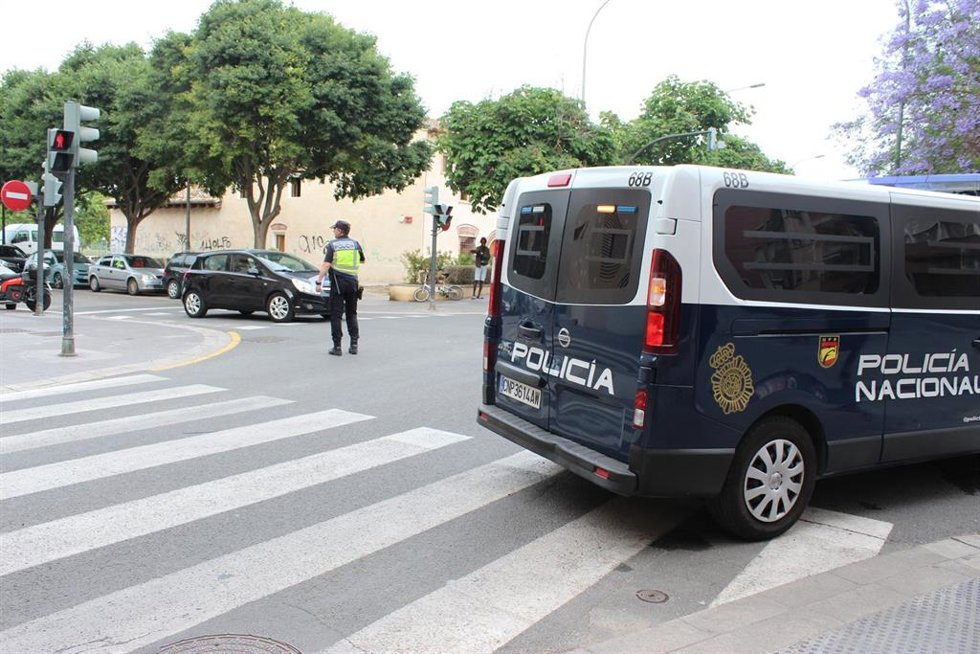 Nota De Prensa: "La Policía Nacional Detiene A Tres Personas Tras Hurtar Vacunas Y Estafar A Una Farmacia Con Su Venta"