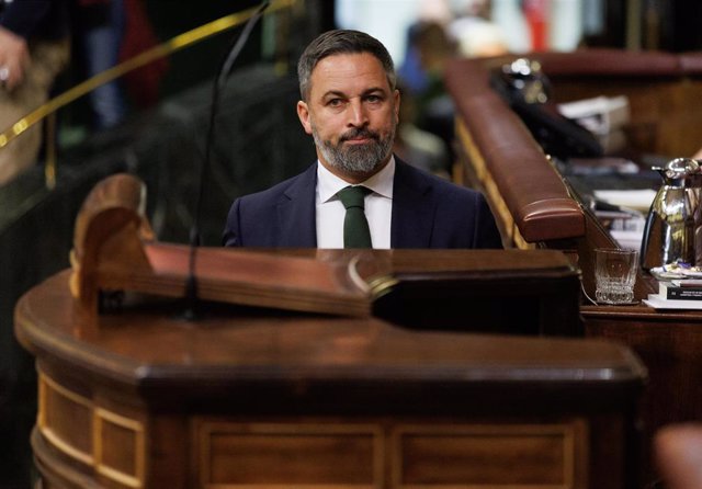 El líder de VOX, Santiago Abascal, durante un debate de la moción de censura, en el Congreso de los Diputados, a 21 de marzo de 2023, en Madrid (España). 