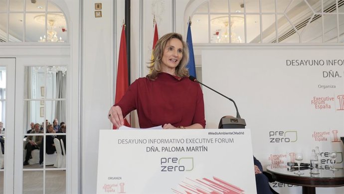 Paloma Martín interviene en el desayuno informativo de Executive Forum.