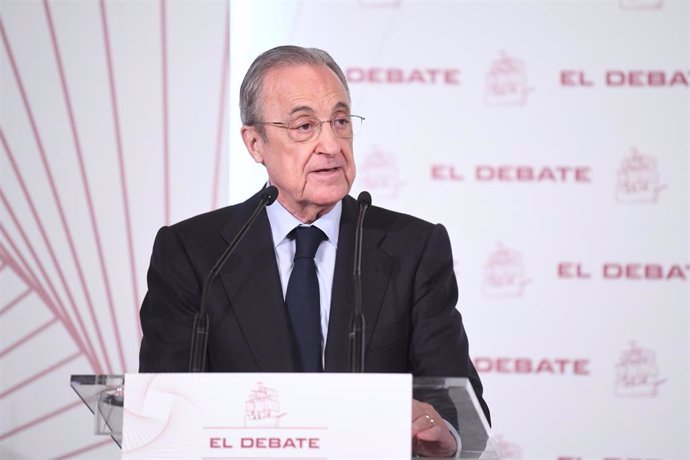 El presidente del Real Madrid, Florentino Pérez, durante la primera entrega de los premios de El Debate, en el Museo Nacional Thyssen-Bornemisz, a 27 de febrero de 2023, en Madrid (España). El Debate ha decidido crear unos premios anuales en los que