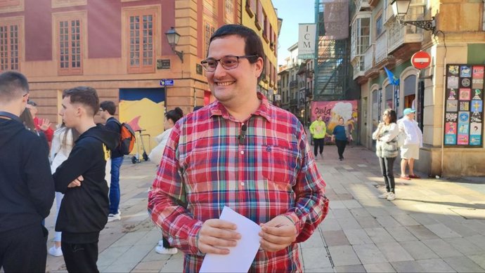 El concejal del  PSOE en el Ayuntamiento de Oviedo, Diego Valiño.