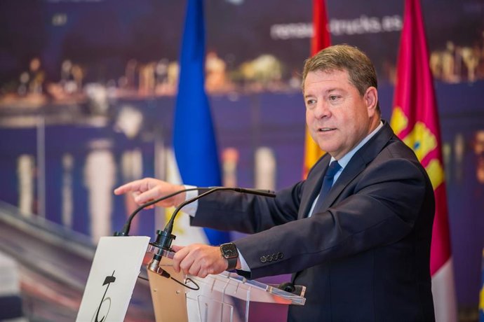 El presidente regional, Emiliano García-Page, en Pepino.