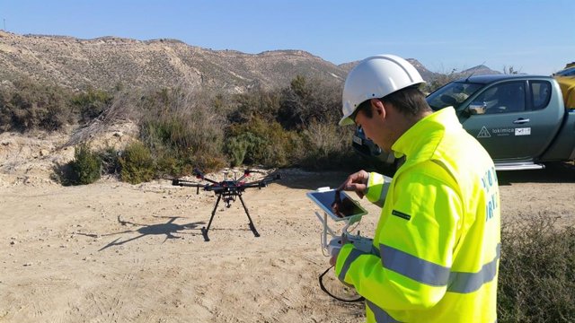 El nuevo contrato de prevención de plagas de Palma incorpora novedades tecnológicas como trampas con inteligencia artificial y drones.