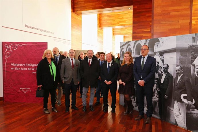 El presidente del Gobierno de Aragón, Javier Lambán, en San Juan de la Peña.