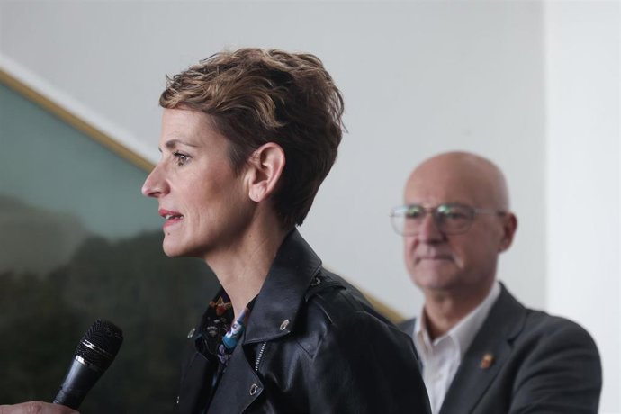 La presidenta Chivite, durante su intervención en la III Conferencia de Diálogo mantenida en Ezcároz