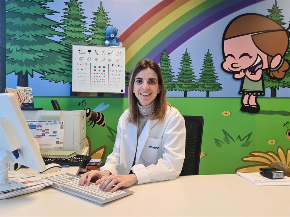 La pediatra del Hospital Vithas Lleida Pilar Riu ha alertado sobre el uso de melatonina sin prescripción médica para casos de problemas de sueño infantil.