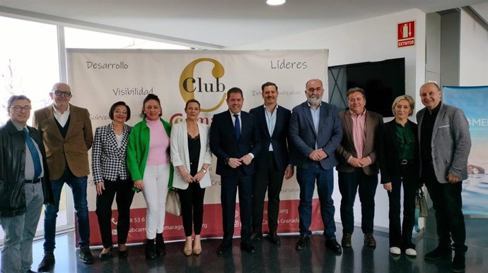 Miembros de CS con representantes de la Cámara de Comercio de Granada