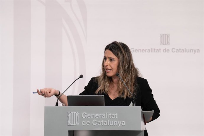 La portavoz del Govern, Patrícia Plaja, durante una rueda de prensa posterior al Consell Executiu, en el Palau de la Generalitat, a 21 e marzo de 2023, en Barcelona, Catalunya (España). El Govern ha aprobado hoy el nuevo decreto de reestructuración de l