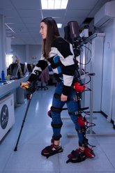 Foto: El CSIC desarrolla exoesqueletos robóticos que ayudan al cerebro a caminar