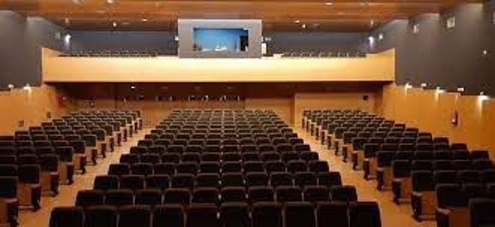 Archivo - Teatro municipal de Trigueros.