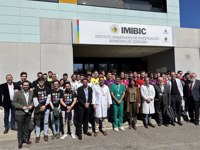 Participantes en el primer hackaton biotecnológico de Andalucía.