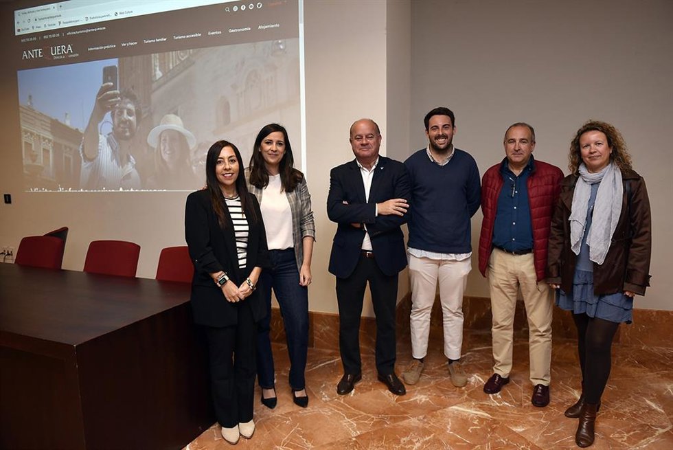Presentación del nuevo portal web de turismo de Antequera.