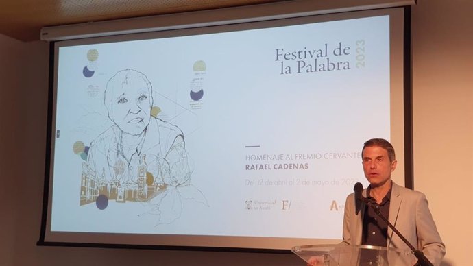 El alcalde de Alcalá, Javier Rodríguez Palacios, ha presentado la programación del Festival de la Palabra, que se celebrará del 12 de abril al 2 de mayo.
