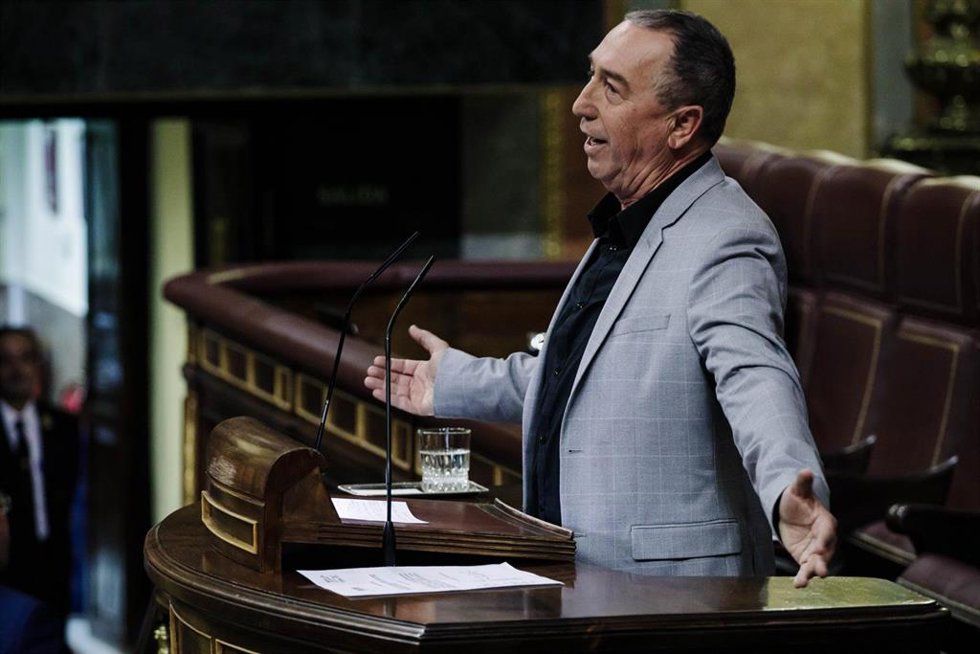 Archivo - El diputado de Compromís en el Congreso, Joan Baldoví, interviene durante una sesión plenaria en el Congreso de los Diputados, a 7 de febrero de 2023, en Madrid (España).