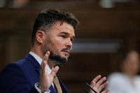 Rufián lamenta que Tamames prefiera una España "facha a roja" y se alíe con los hijos de quienes le encarcelaron