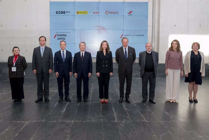 Foto de familia de la 28 Reunión del Comité Empresarial Bilateral Hispano-Japonés.