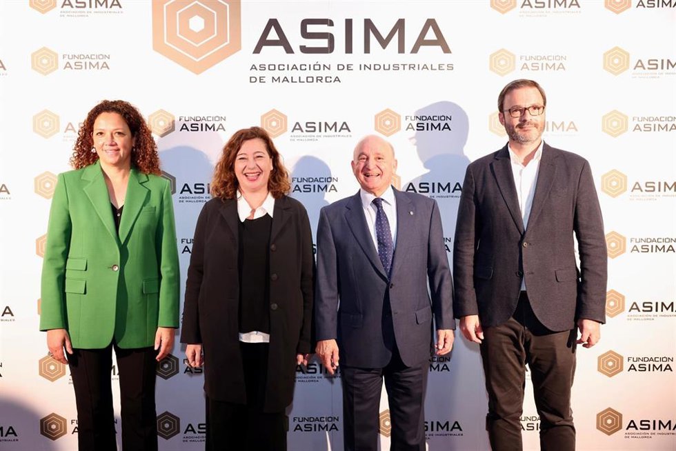 Archivo - (De Izquierda A Derecha) La Presidenta Del Consell De Mallorca, Catalina Cladera; La Presidenta Del Govern, Francina Armengol; El  Presidente De Asima, Francisco Martorell; Y El Alcalde Del Ayuntamiento De Palma, José Hila