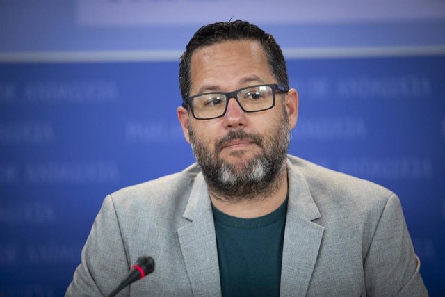 El portavoz del Grupo Mixto-Adelante Andalucía, José Ignacio García, este miércoles en rueda de prensa.