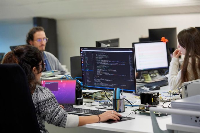 Archivo - Profesionales de Gradiant.