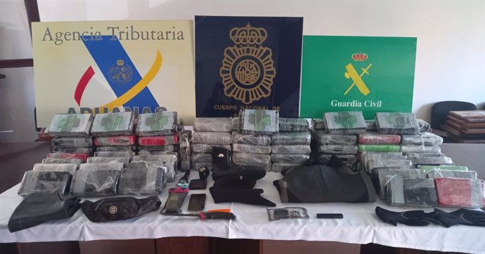 130 Kilos De Cocaína Y Otros Efectos Incautados Durante Una Detención A Un Traficante De Drogas En El Musel, En Gijón