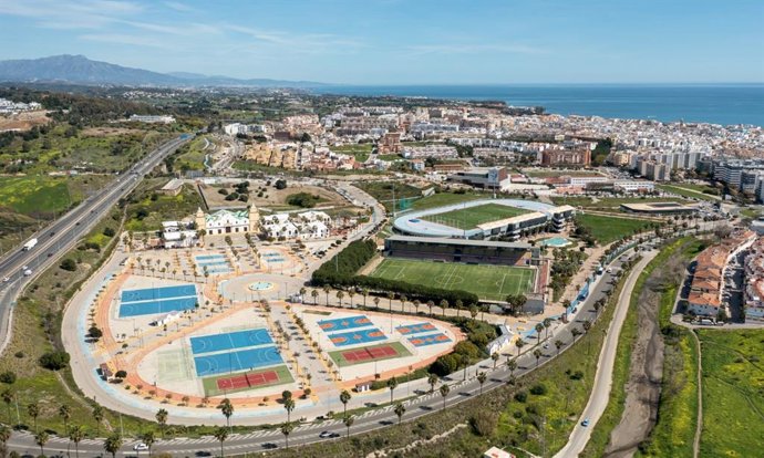 Estepona adjudica la obra de un rocódromo municipal para la escalada en el Parque Ferial y Deportivo