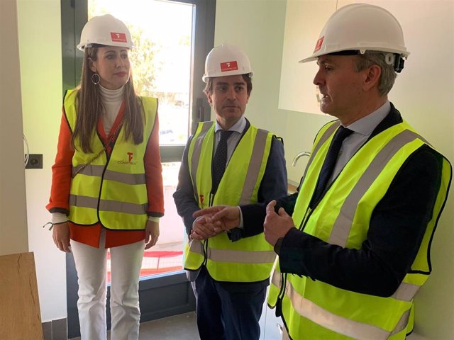 Visita a las viviendas.